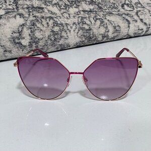 NEW Love Moschino Pink Gradient Lense Cat-Eye Sunglasses Fuchsia Frame
